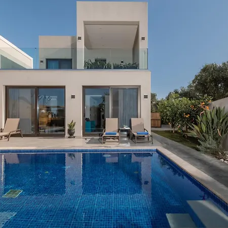 Akea Villa Tragaki