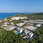 Akea Villa Tragaki