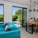 Villa Akea Tragaki