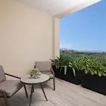 Akea Villa