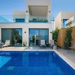 Villa Akea Tragaki